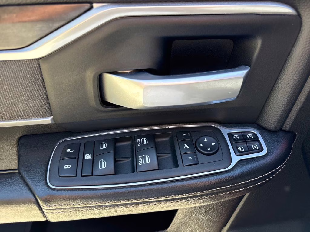 2023 Delmonico Red Pearlcoat Ram 3500 Big Horn 4X4 Truck