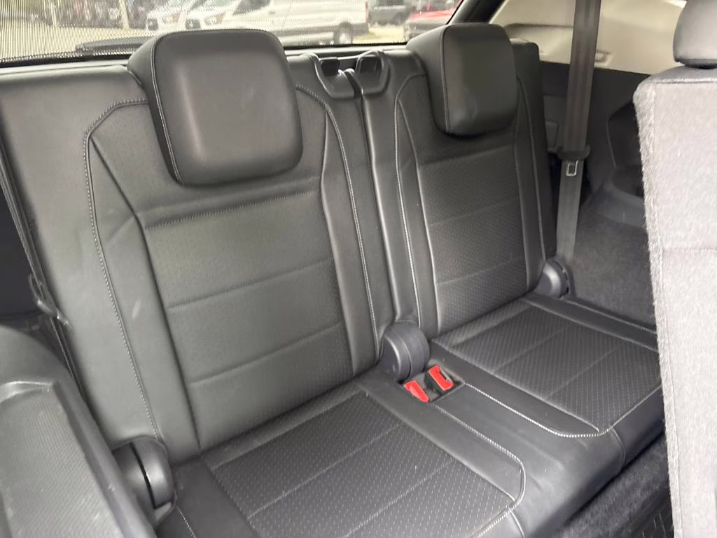 2020 Deep Black Volkswagen Tiguan 2.0T SEL FWD SUV