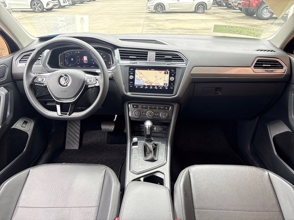 2020 Deep Black Volkswagen Tiguan 2.0T SEL FWD SUV