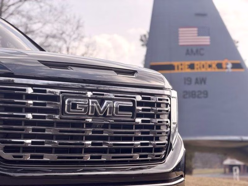 2025 Onyx Black GMC Sierra Denali Ultimate 4X4 Truck