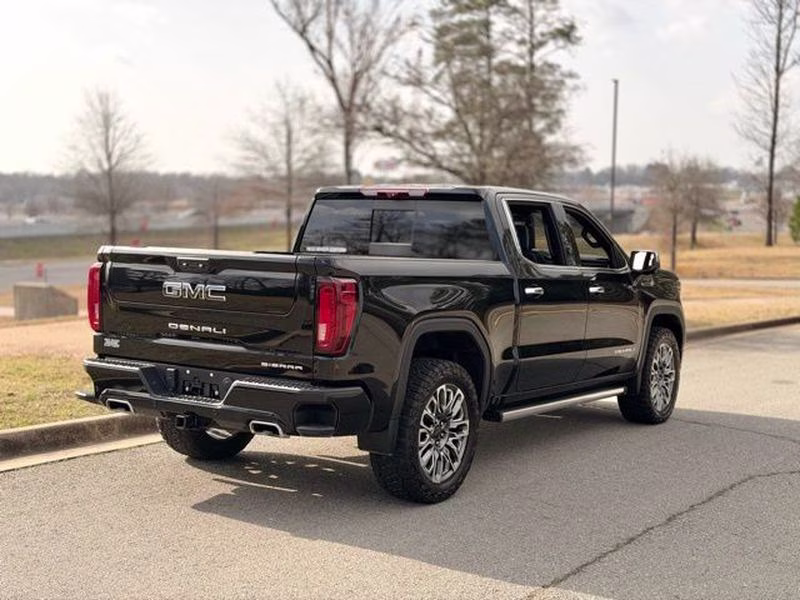 2025 Onyx Black GMC Sierra Denali Ultimate 4X4 Truck