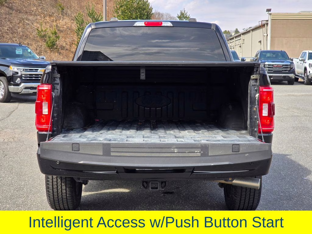 2023 Agate Black Metallic Ford F-150 XLT RWD Truck