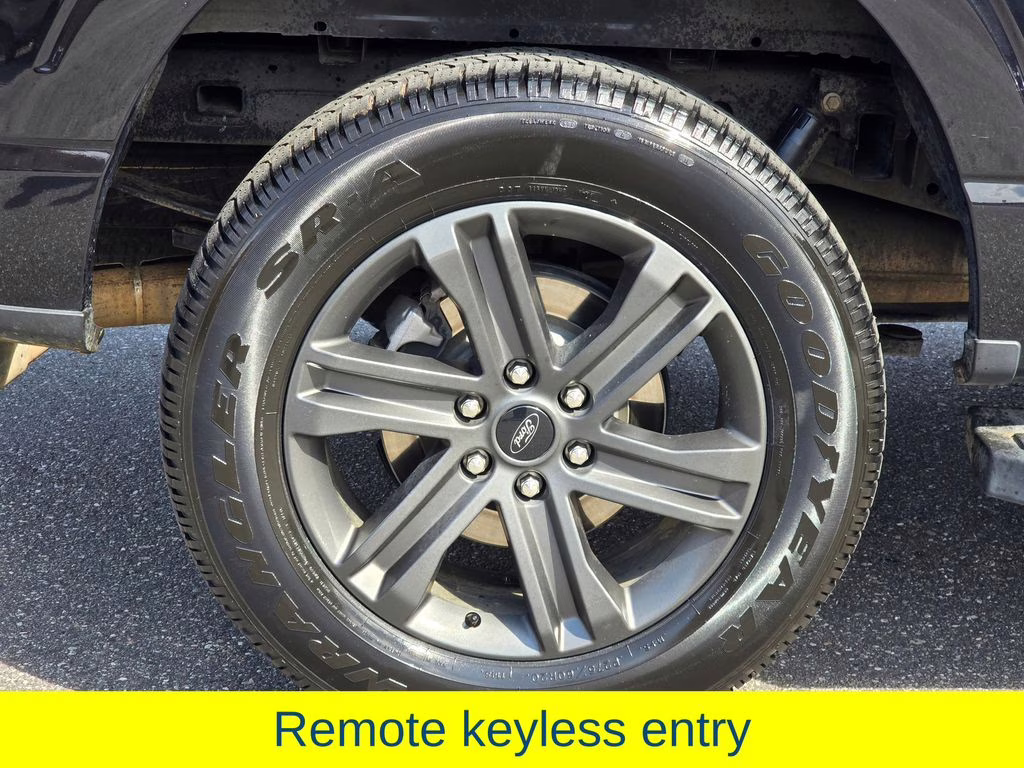 2023 Agate Black Metallic Ford F-150 XLT RWD Truck