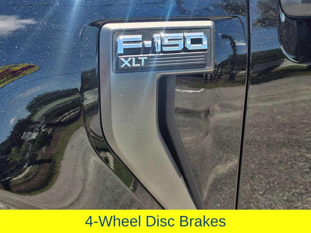2023 Agate Black Metallic Ford F-150 XLT RWD Truck