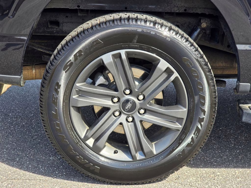 2023 Agate Black Metallic Ford F-150 XLT RWD Truck