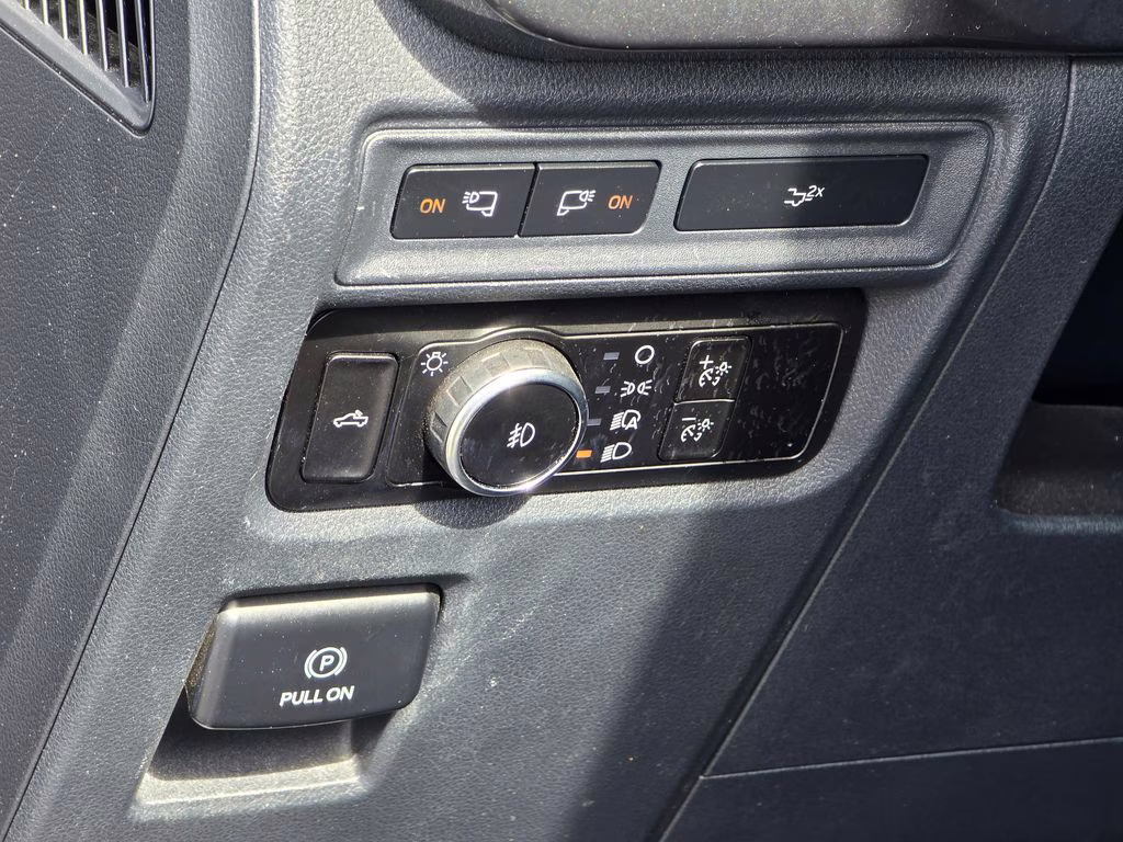 2023 Agate Black Metallic Ford F-150 XLT RWD Truck