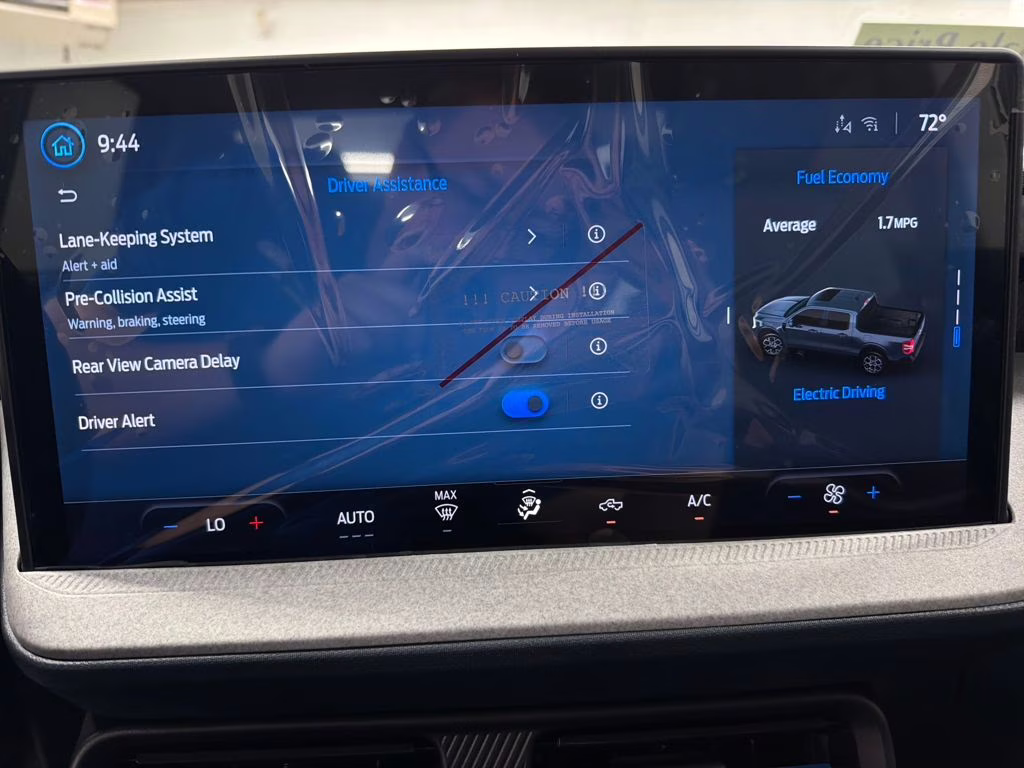 2026 SPACE WHITE Ford Maverick XLT FWD Truck