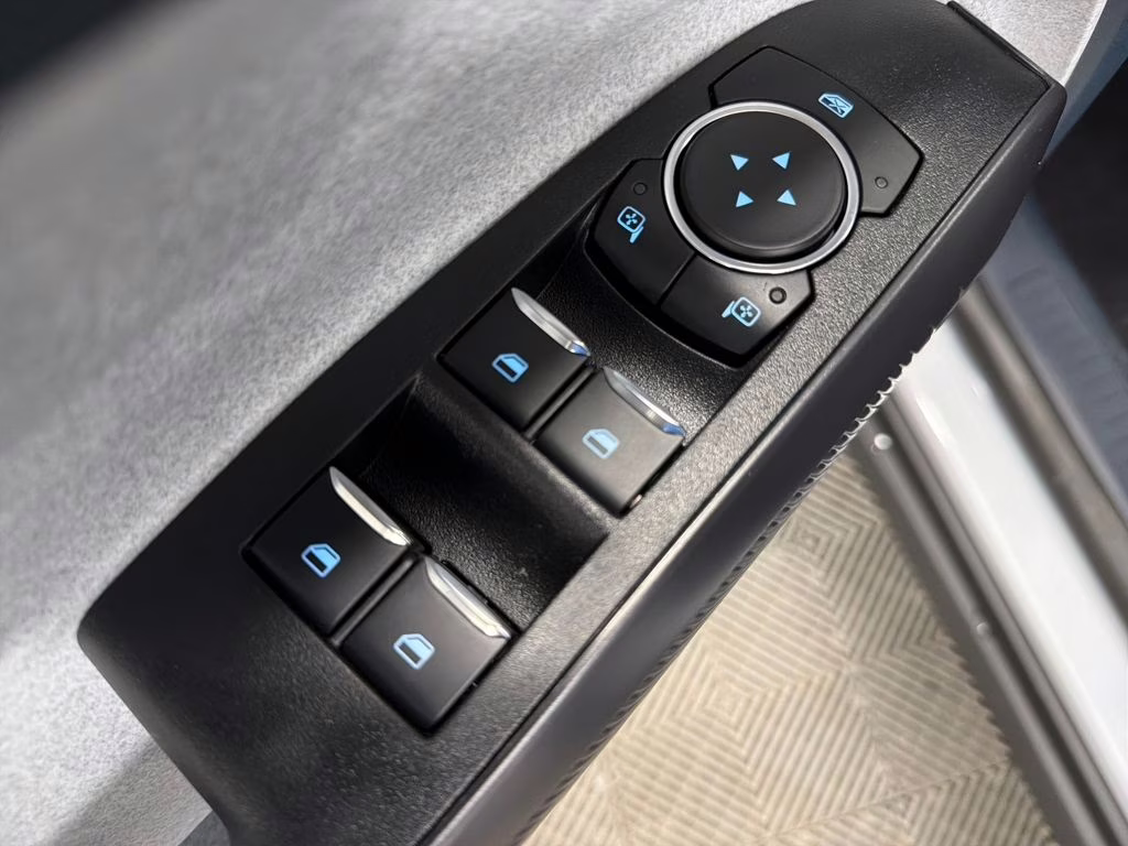 2026 SPACE WHITE Ford Maverick XLT FWD Truck