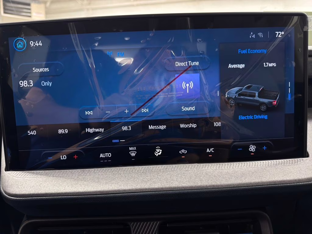 2026 SPACE WHITE Ford Maverick XLT FWD Truck