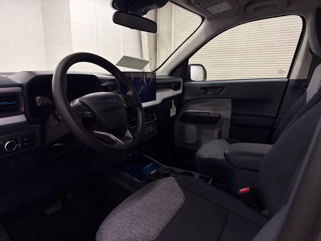 2026 SPACE WHITE Ford Maverick XLT FWD Truck