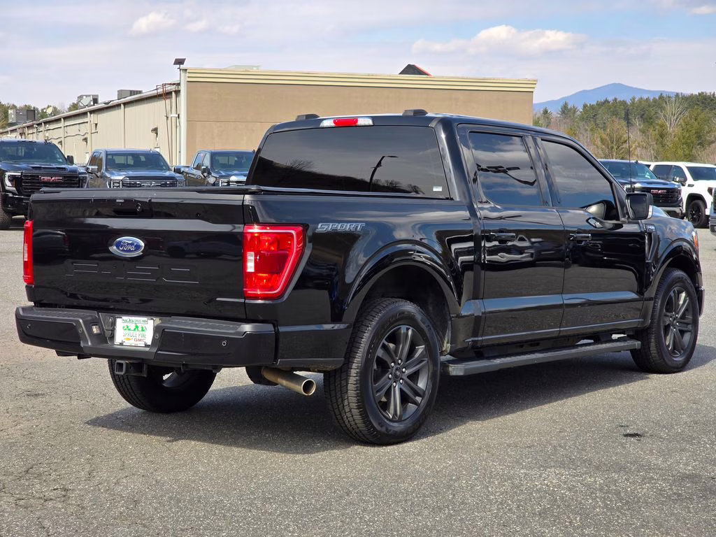 2023 Agate Black Metallic Ford F-150 XLT RWD Truck
