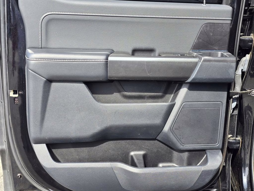 2023 Agate Black Metallic Ford F-150 XLT RWD Truck