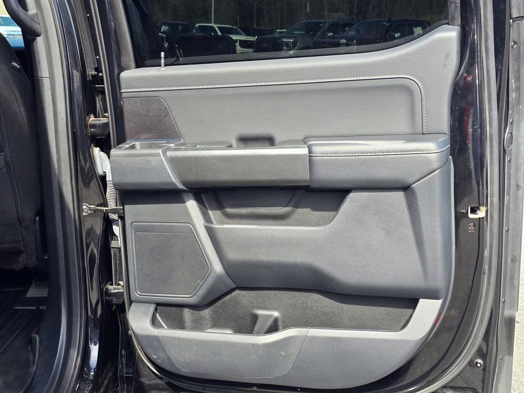 2023 Agate Black Metallic Ford F-150 XLT RWD Truck