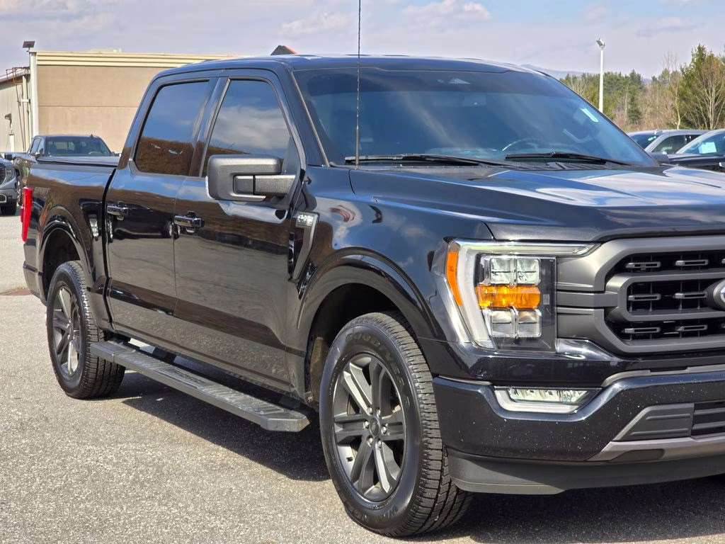 2023 Agate Black Metallic Ford F-150 XLT RWD Truck