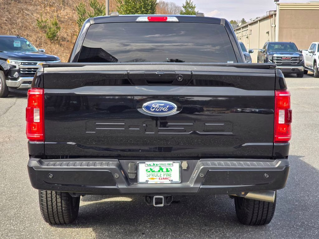 2023 Agate Black Metallic Ford F-150 XLT RWD Truck