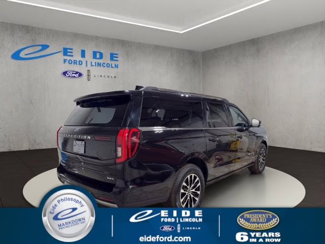2025 Agate Black Metallic Ford Expedition Max Platinum 4X4 SUV
