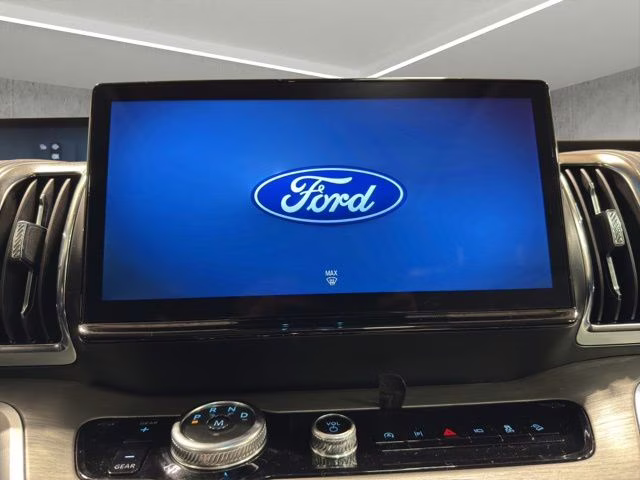 2025 Agate Black Metallic Ford Expedition Max Platinum 4X4 SUV