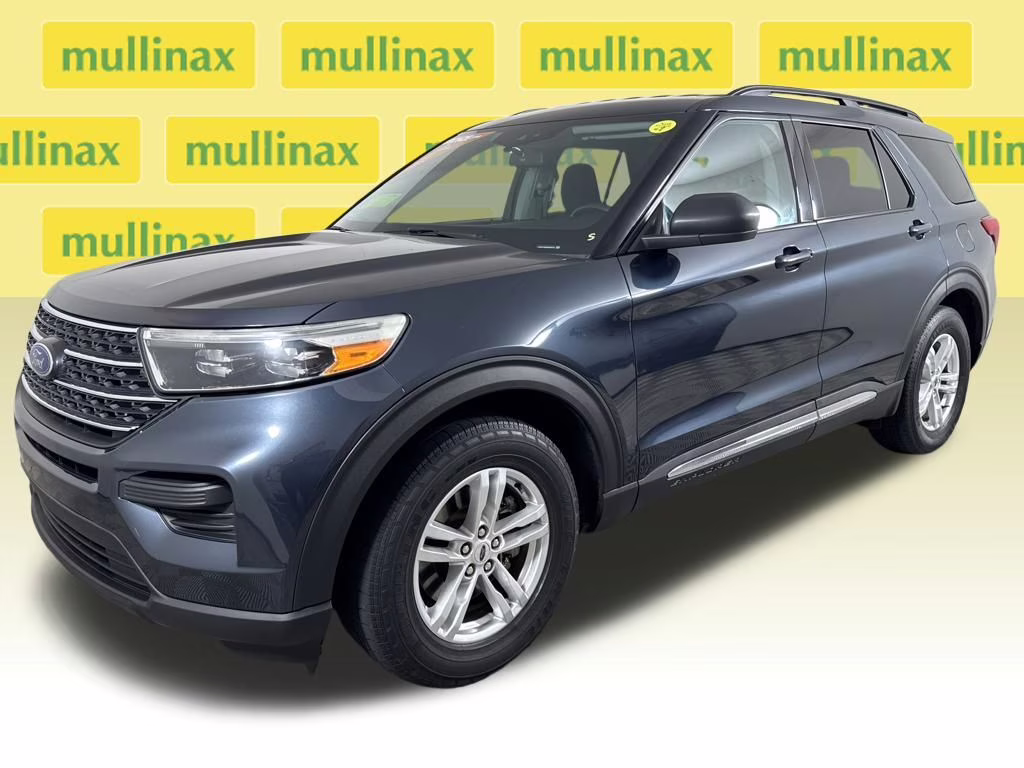2022 Blue Metallic Ford Explorer XLT RWD SUV