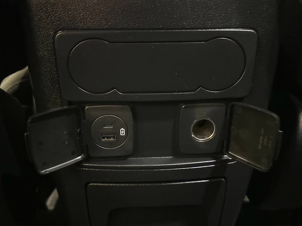 2022 Blue Metallic Ford Explorer XLT RWD SUV