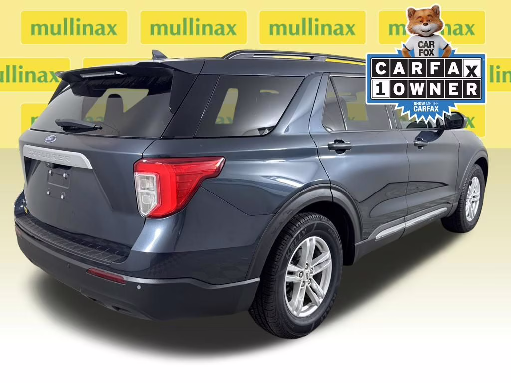 2022 Blue Metallic Ford Explorer XLT RWD SUV