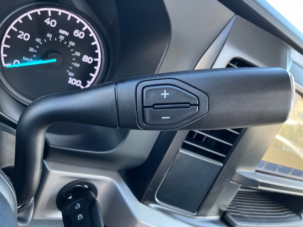 2026 Oxford White Ford Super Duty F-350 SRW XL 4X4 Truck