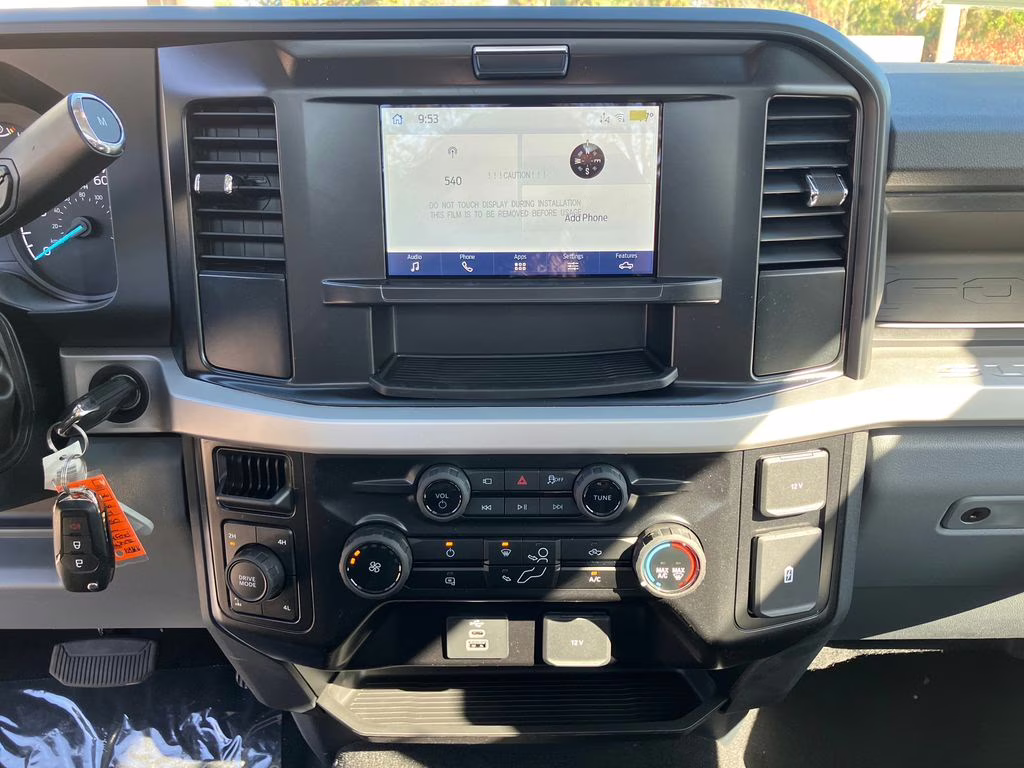 2026 Oxford White Ford Super Duty F-350 SRW XL 4X4 Truck