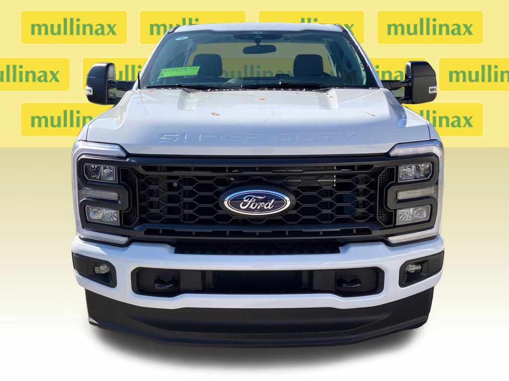 2026 Oxford White Ford Super Duty F-350 SRW XL 4X4 Truck