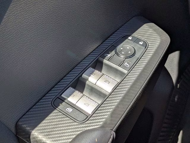 2026 Labrador Black Pearl Mitsubishi Outlander ES FWD SUV