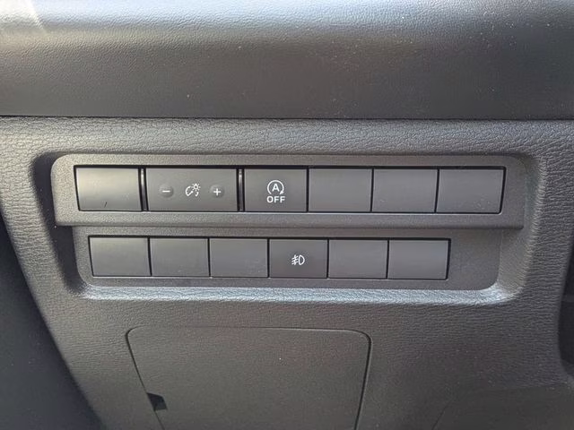 2026 Labrador Black Pearl Mitsubishi Outlander ES FWD SUV