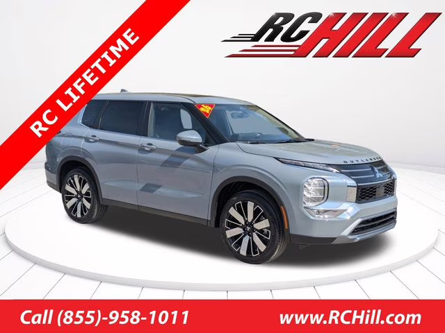 2026 Gray Mitsubishi Outlander SE FWD SUV