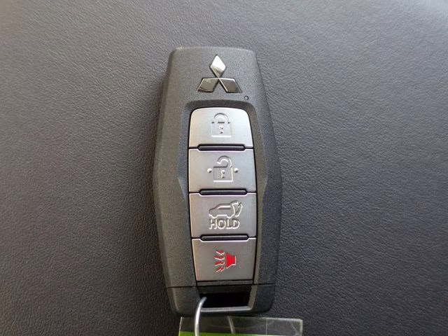 2026 Gray Mitsubishi Outlander SE FWD SUV