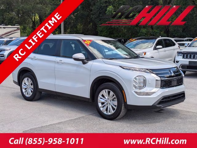 2026 White Diamond Mitsubishi Outlander ES AWD SUV
