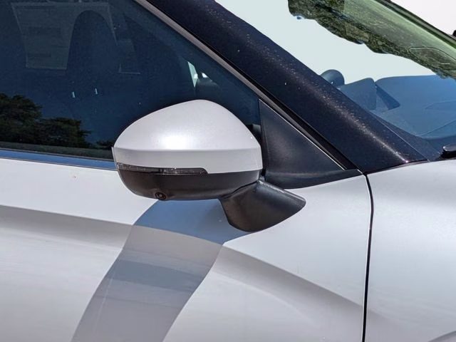 2026 White Diamond Mitsubishi Outlander ES AWD SUV
