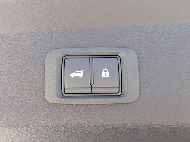2026 White Diamond Mitsubishi Outlander ES AWD SUV