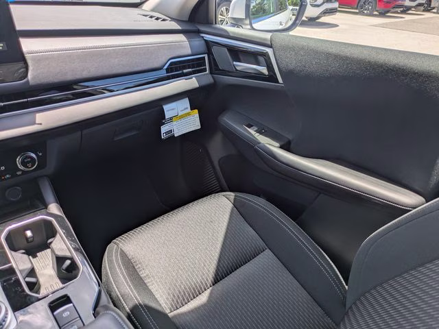 2026 White Diamond Mitsubishi Outlander ES AWD SUV