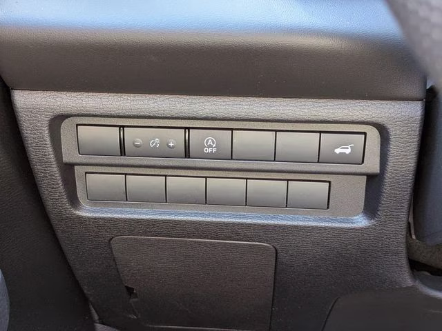 2026 White Diamond Mitsubishi Outlander ES AWD SUV