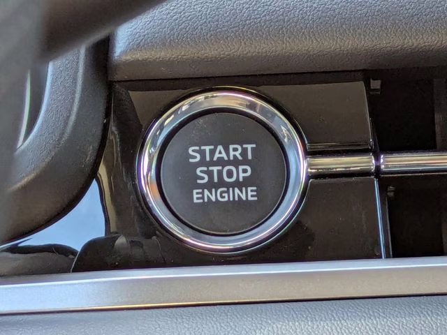 2026 White Diamond Mitsubishi Outlander ES AWD SUV