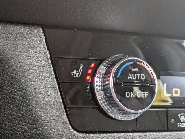 2026 Gray Mitsubishi Outlander SE FWD SUV