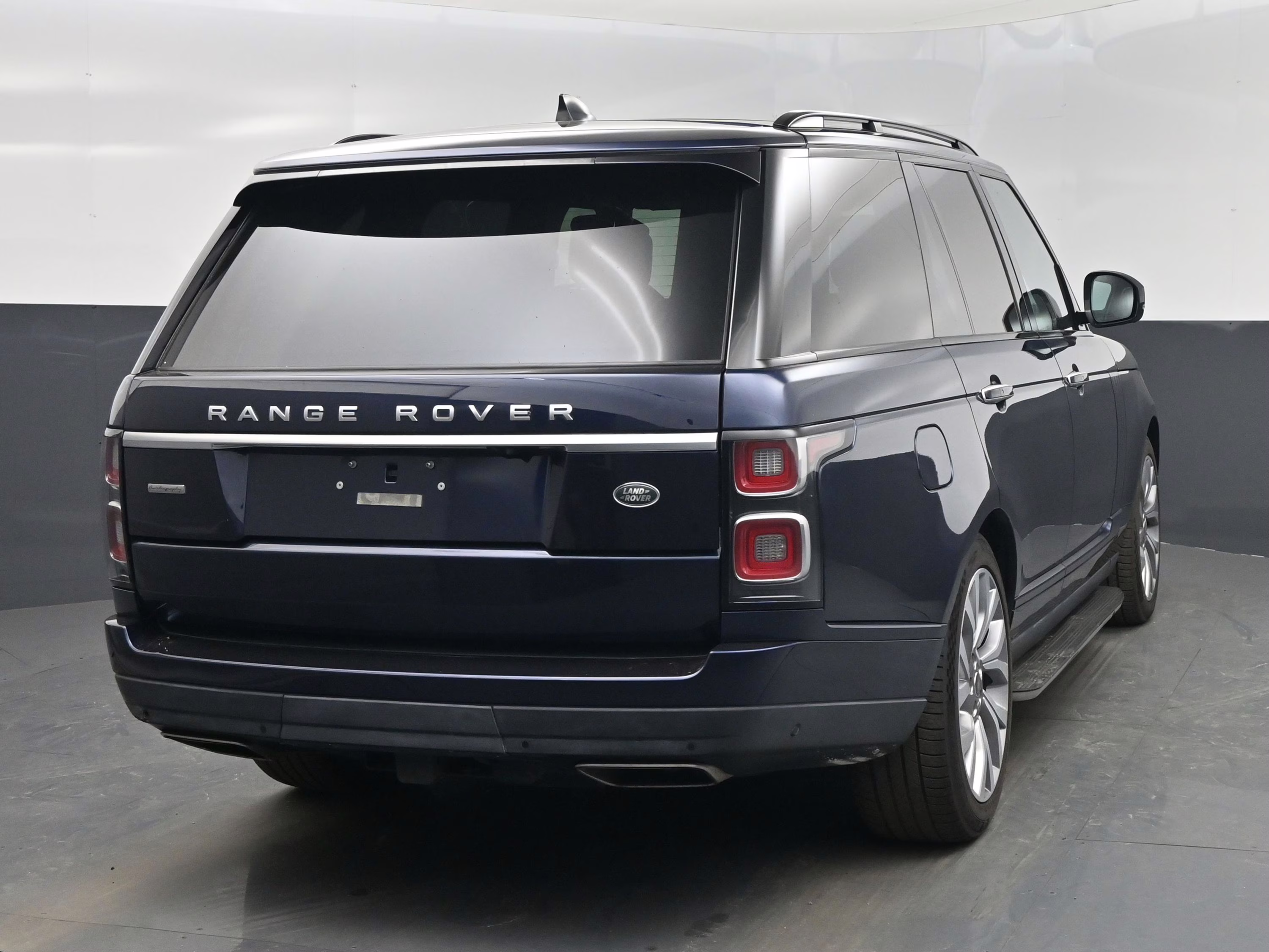 2019 Loire Blue Metallic Land Rover Range Rover 5.0L V8 Supercharged Autobiography 4X4 SUV