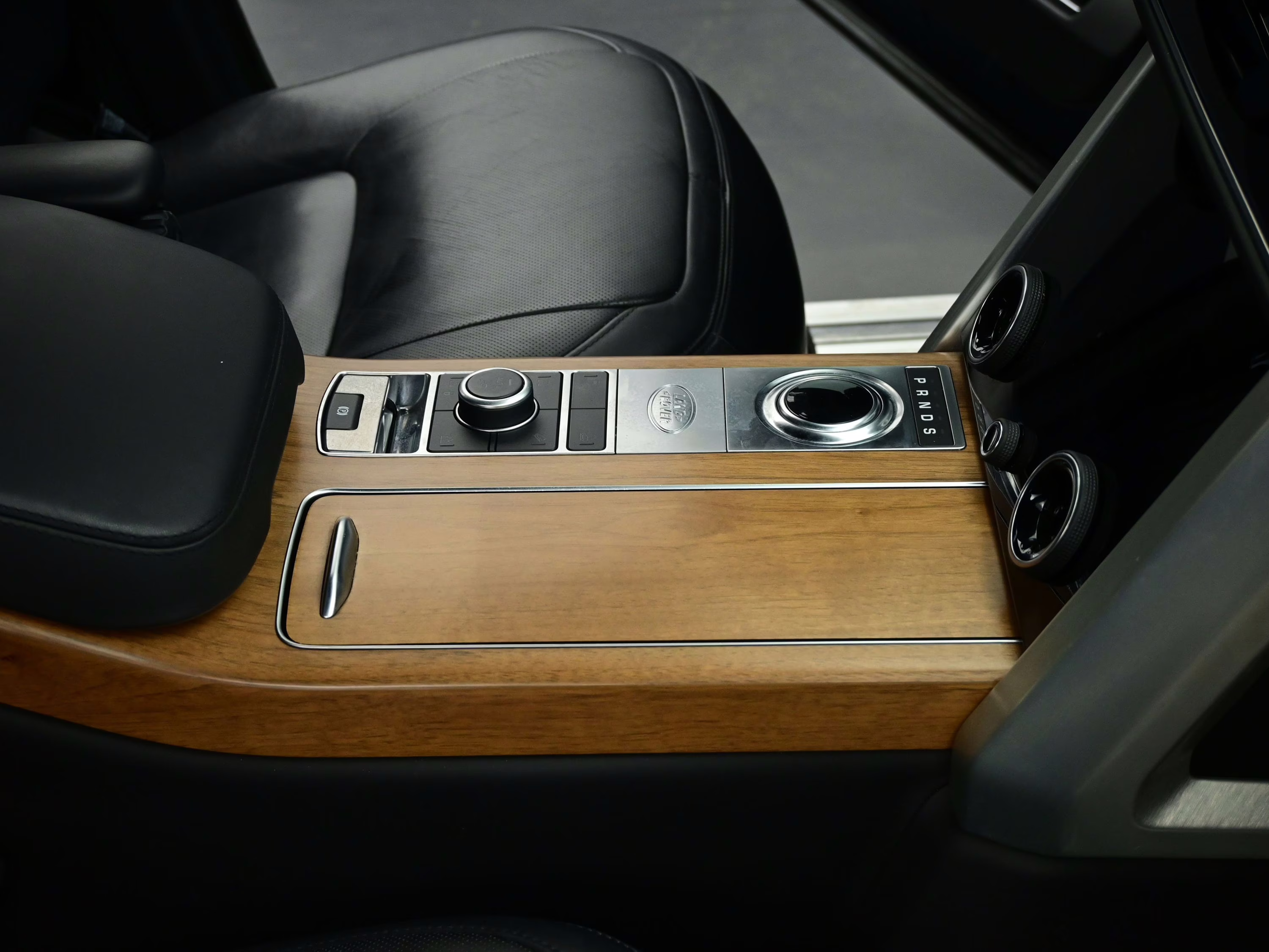 2019 Loire Blue Metallic Land Rover Range Rover 5.0L V8 Supercharged Autobiography 4X4 SUV