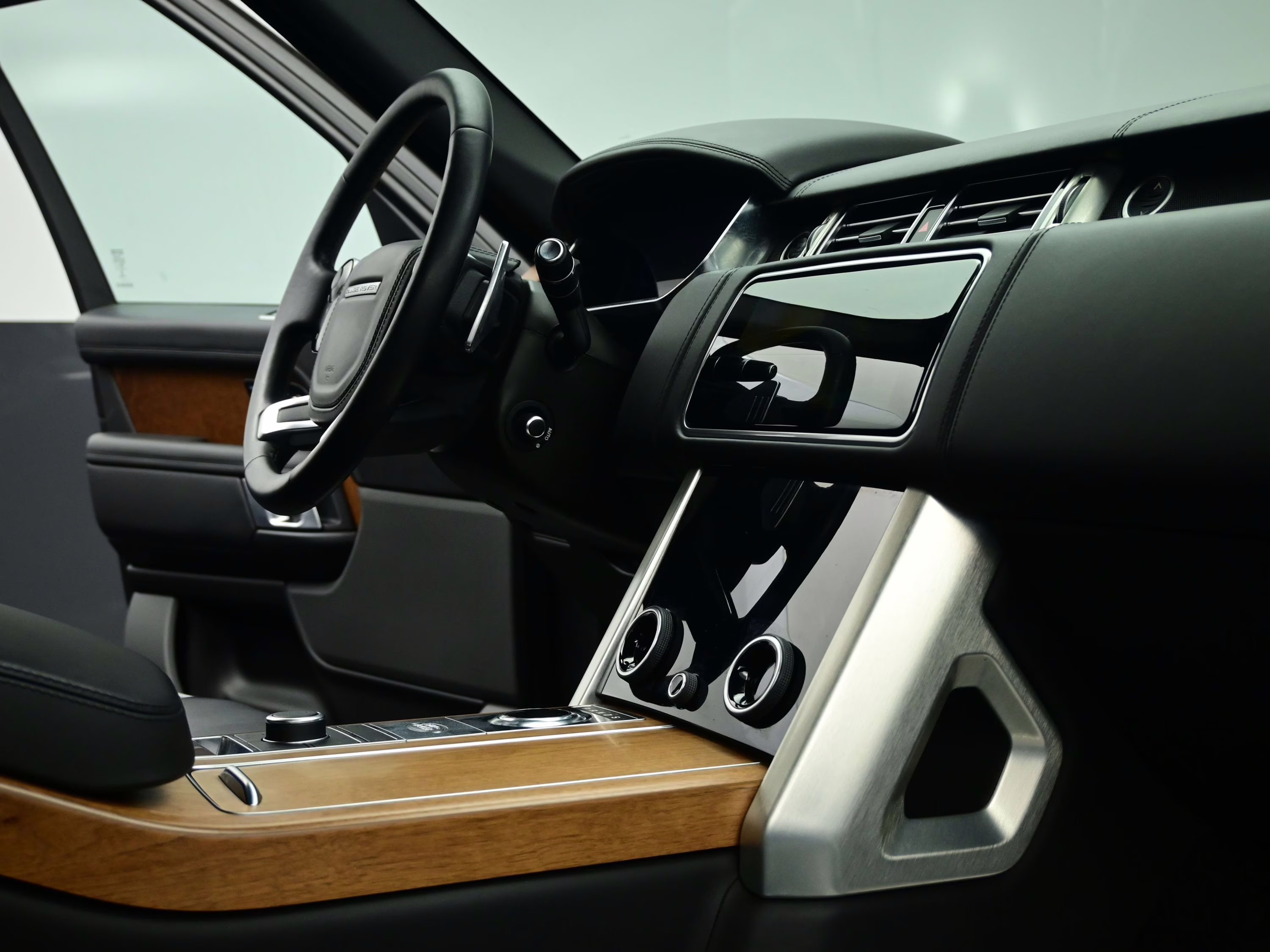 2019 Loire Blue Metallic Land Rover Range Rover 5.0L V8 Supercharged Autobiography 4X4 SUV