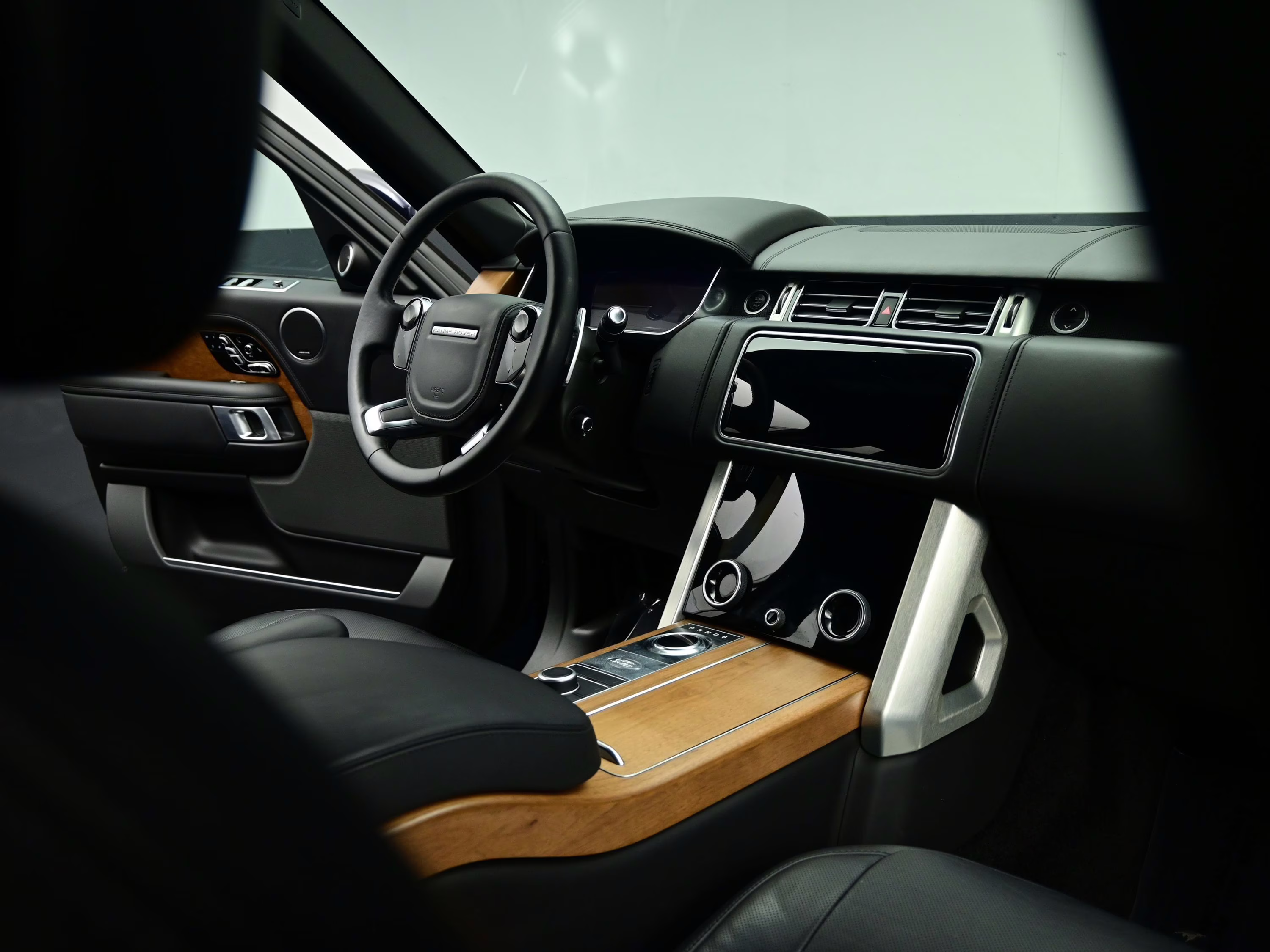 2019 Loire Blue Metallic Land Rover Range Rover 5.0L V8 Supercharged Autobiography 4X4 SUV