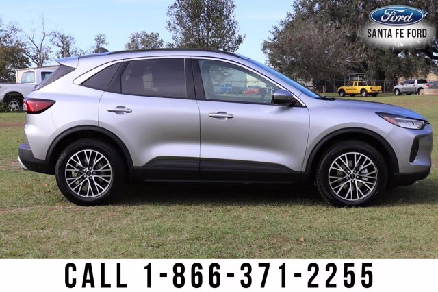 2023 Silver Ford Escape PHEV FWD SUV