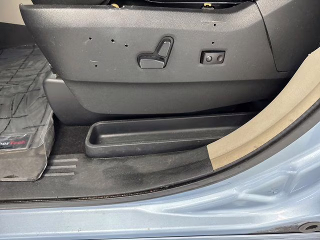 2013 Crystal Blue Pearlcoat Chrysler Town & Country Touring FWD Van