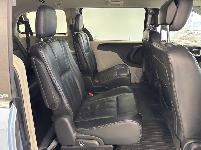 2013 Crystal Blue Pearlcoat Chrysler Town & Country Touring FWD Van