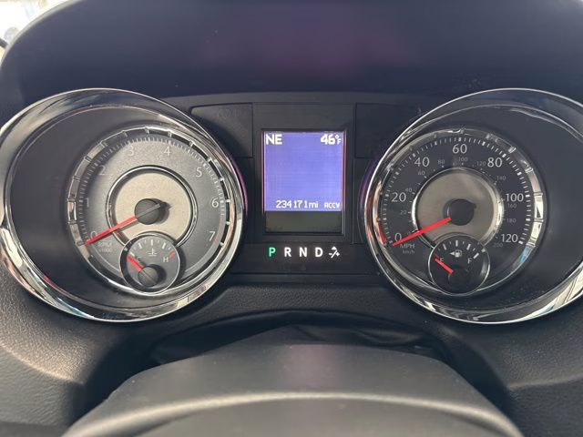 2013 Crystal Blue Pearlcoat Chrysler Town & Country Touring FWD Van