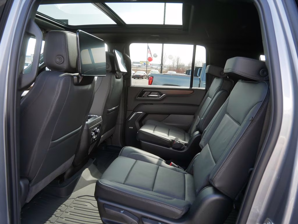 2026 Sterling Metallic GMC Yukon XL Denali 4X4 SUV
