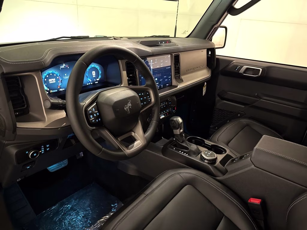 2026 Desert Sand Ford Bronco Outer Banks 4X4 SUV
