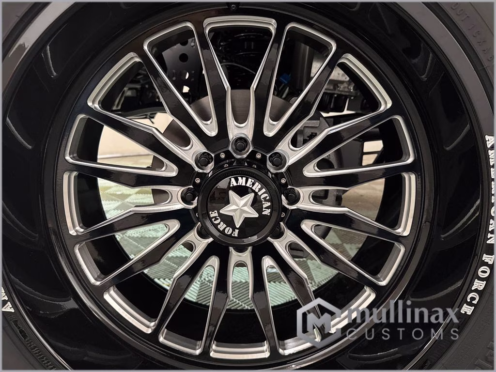 2026 Avalanche Ford Super Duty F-250 SRW Platinum 4X4 Truck