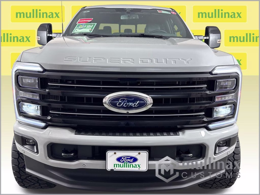 2026 Avalanche Ford Super Duty F-250 SRW Platinum 4X4 Truck